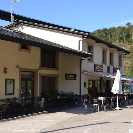 加内罗餐厅和酒店 酒店 2*