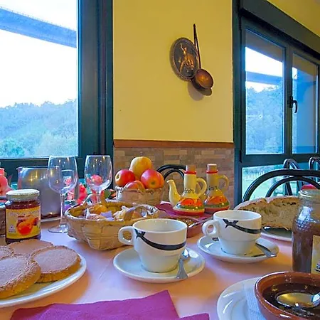 מלון Restaurante 2*