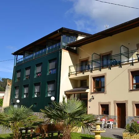 Hotel Restaurante 2*