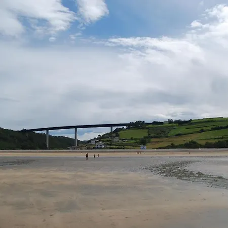 加内罗餐厅和酒店